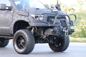 Toyota Tundra CrewMax 4x4 Zombie Apocalypse 2013 года 